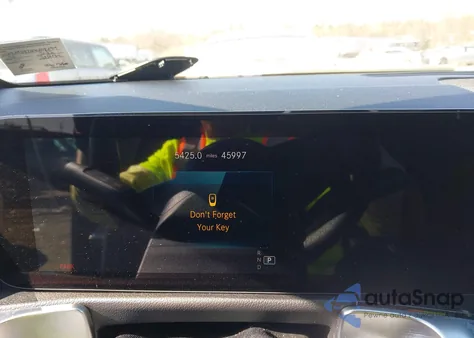 2022 Mercedes-Benz Glb 250 4Matic from USA, damaged, VIN W1N4M4HB7NW208294